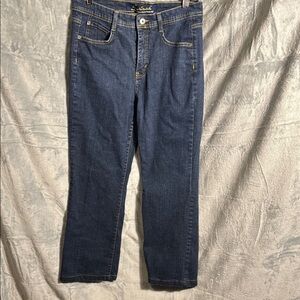Gloria Vanderbilt Blue Jeans women’s size 12  the perfect‎ fit Straight cropped